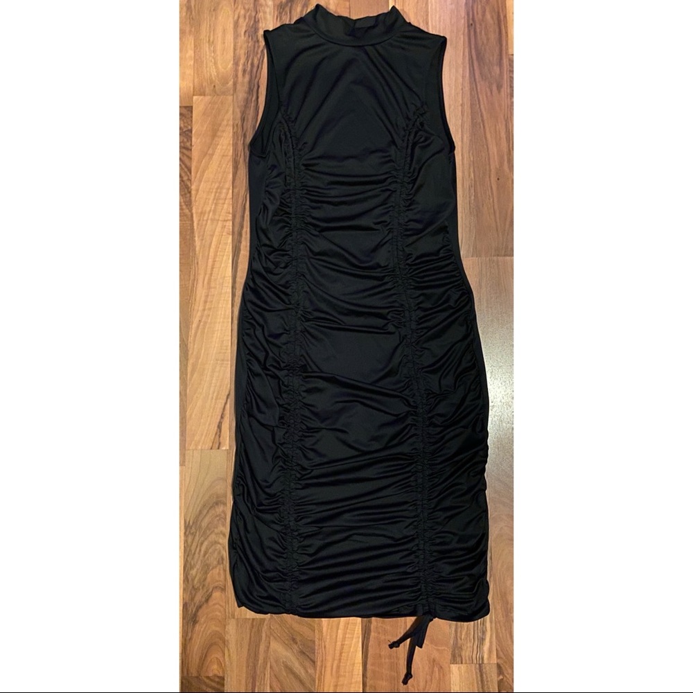 Black Sleeveless Ruched Midi Dress